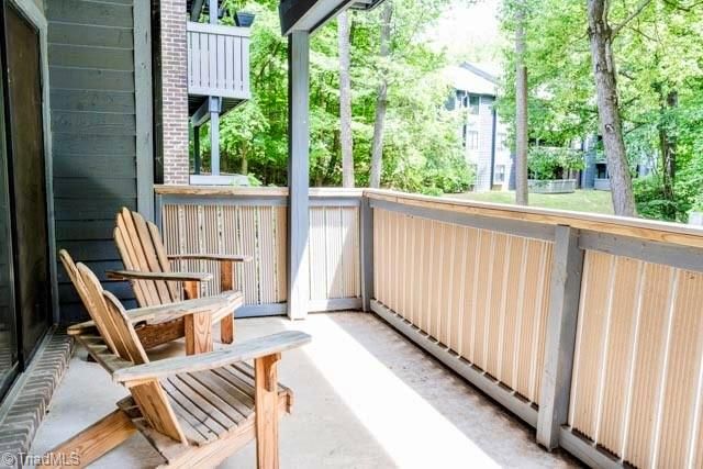 2935 Oaktop Circle, Greensboro, NC 27410