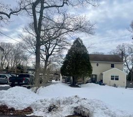 120 Stackyard Drive, Mastic Beach, NY 11951