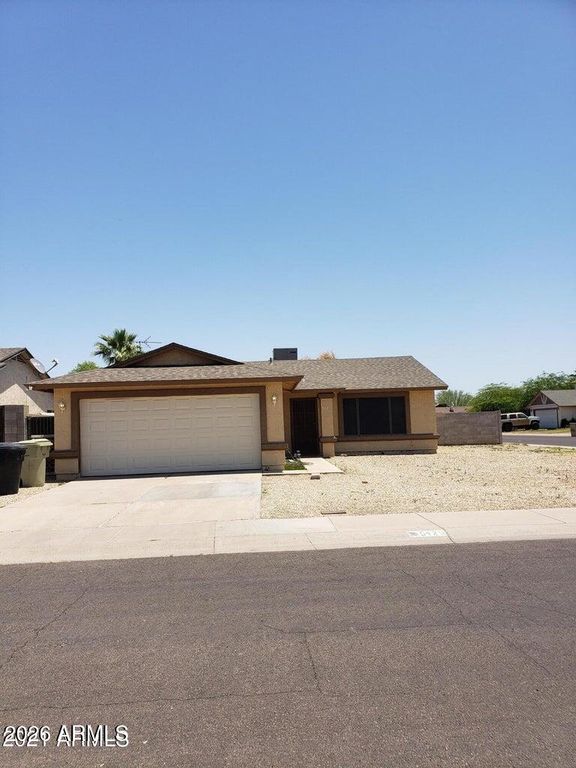 5425 N 74 Drive, Glendale, AZ 85303
