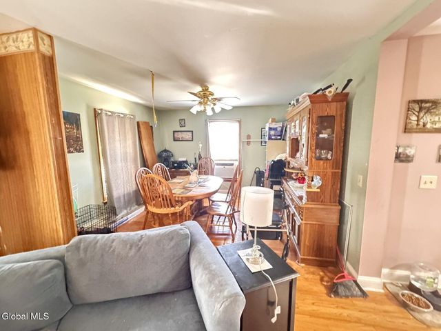 902 Blodgett Hill Road, Coeymans, NY 12143