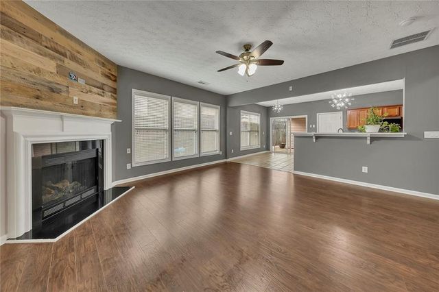 529 Poplar Bend, Canton, GA 30114