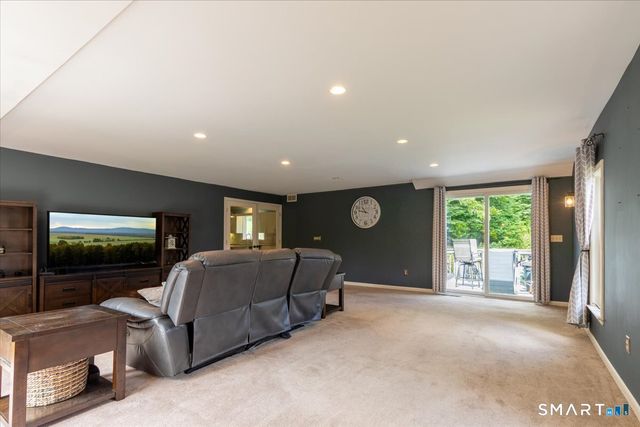 15 Spice Hill Drive, East Hampton, CT 06424