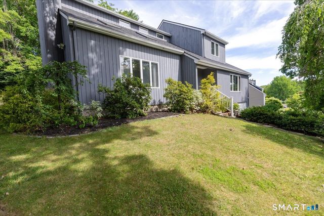 15 Spice Hill Drive, East Hampton, CT 06424