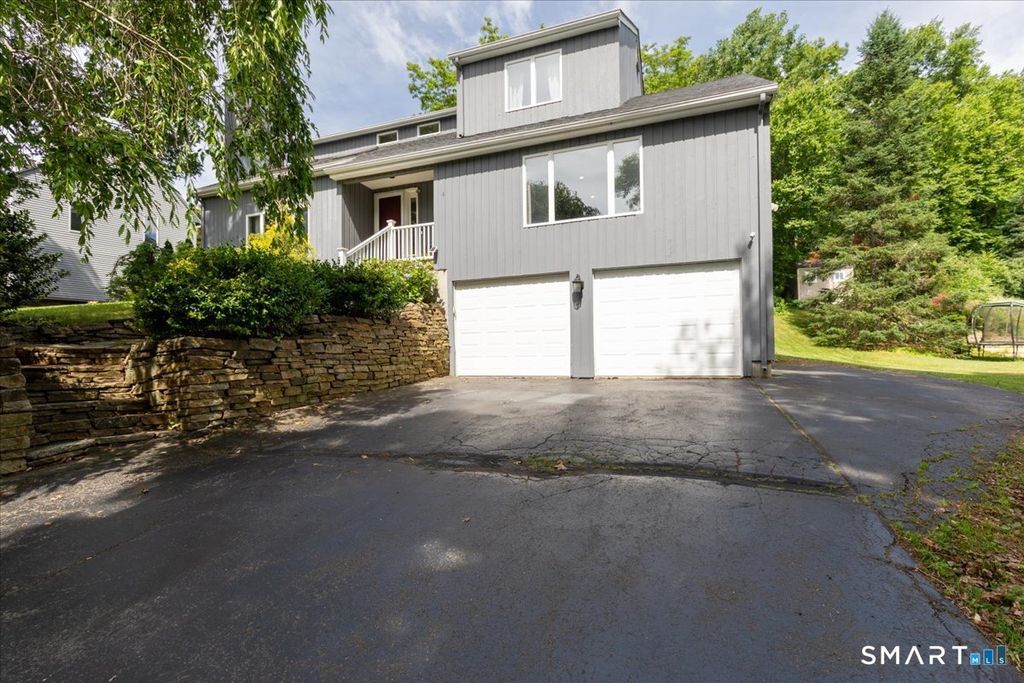15 Spice Hill Drive, East Hampton, CT 06424