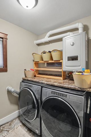 307 S Center Street, Zearing, IA 50278
