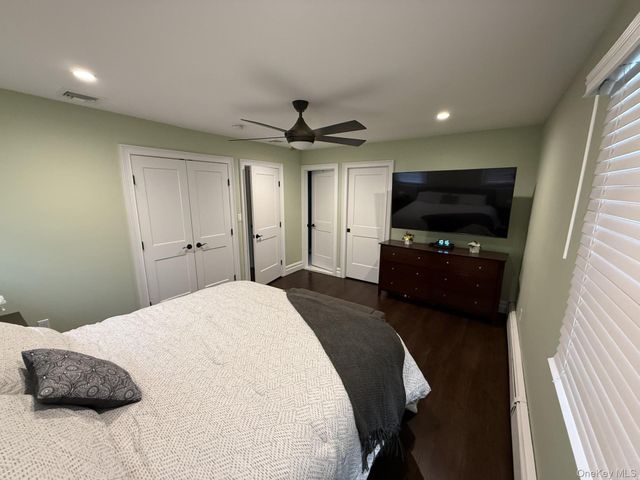 3 Pimlico Court, Commack, NY 11725