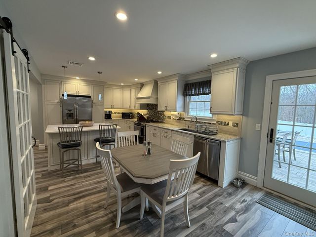 3 Pimlico Court, Commack, NY 11725