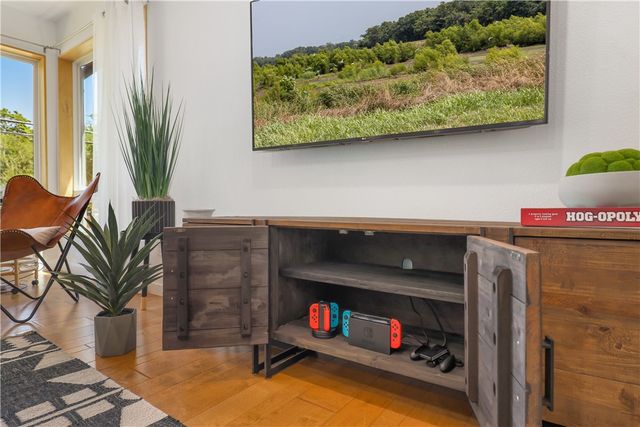 157 W Martin Luther King Jr Boulevard, Fayetteville, AR 72701