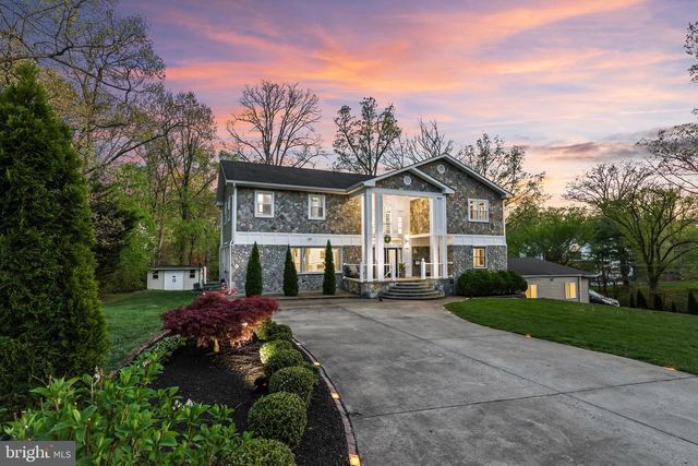 8535 FOREST ST, Annandale, VA 22003