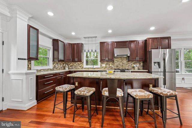 8535 FOREST ST, Annandale, VA 22003