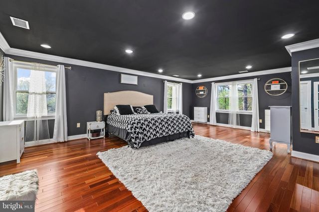 8535 FOREST ST, Annandale, VA 22003