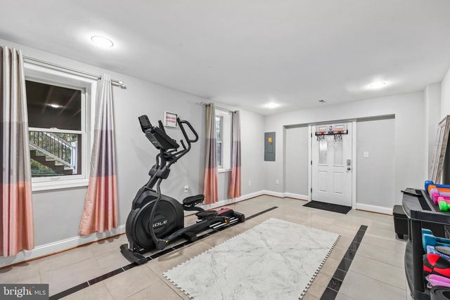 8535 FOREST ST, Annandale, VA 22003