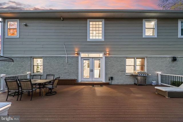 8535 FOREST ST, Annandale, VA 22003