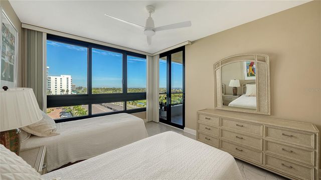 585 SANCTUARY DRIVE B502, Longboat Key, FL 34228