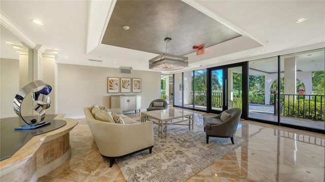 585 SANCTUARY DRIVE B502, Longboat Key, FL 34228