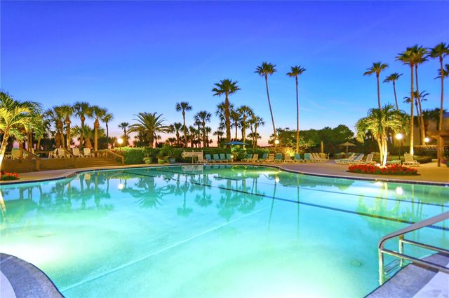 585 SANCTUARY DRIVE B502, Longboat Key, FL 34228