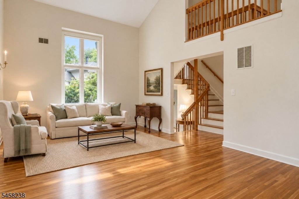 36 Robinhood Dr, Mountain Lakes Boro, NJ 07046 — photo 4