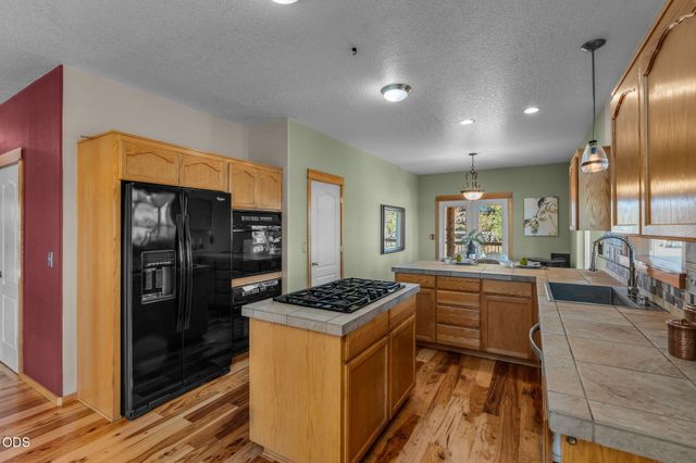 62262 Chickadee Lane, Bend, OR 97701