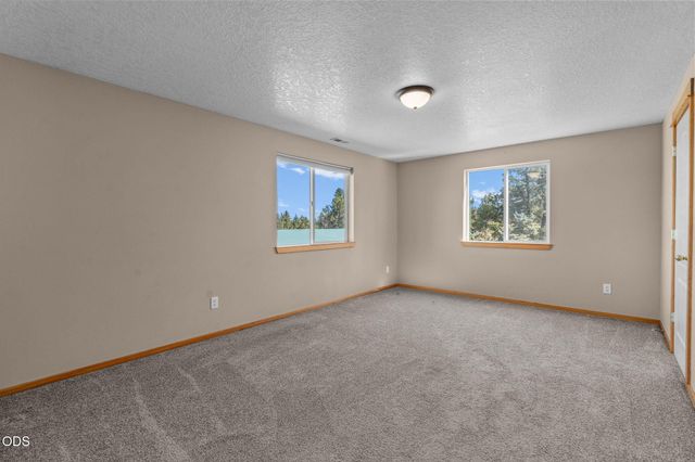 62262 Chickadee Lane, Bend, OR 97701