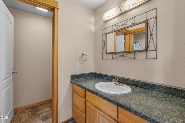 62262 Chickadee Lane, Bend, OR 97701