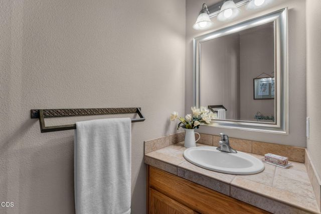 62262 Chickadee Lane, Bend, OR 97701