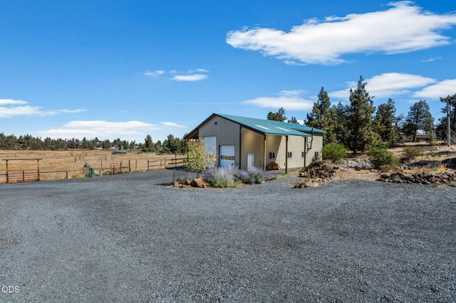 62262 Chickadee Lane, Bend, OR 97701