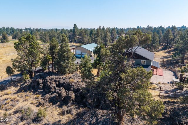 62262 Chickadee Lane, Bend, OR 97701