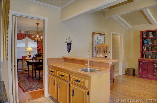 1736 E 59th Place, Tulsa, OK 74105