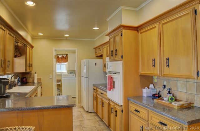 1736 E 59th Place, Tulsa, OK 74105