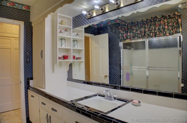 1736 E 59th Place, Tulsa, OK 74105