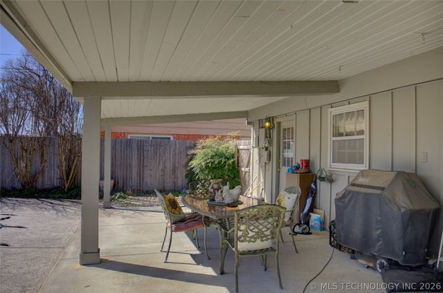 1736 E 59th Place, Tulsa, OK 74105