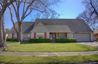 1736 E 59th Place, Tulsa, OK 74105