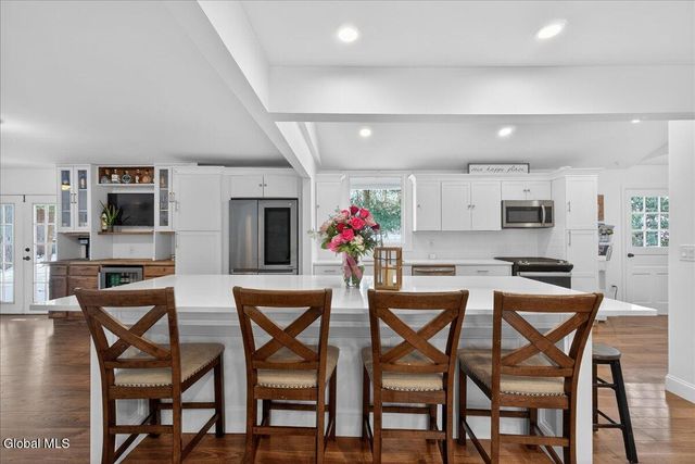 108 Governor Drive, Glenville, NY 12302