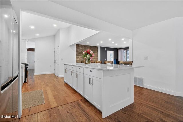 108 Governor Drive, Glenville, NY 12302