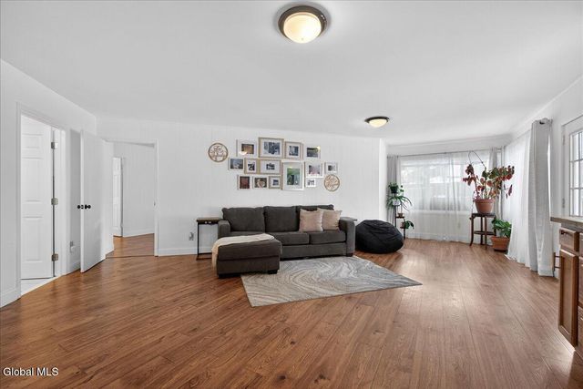 108 Governor Drive, Glenville, NY 12302