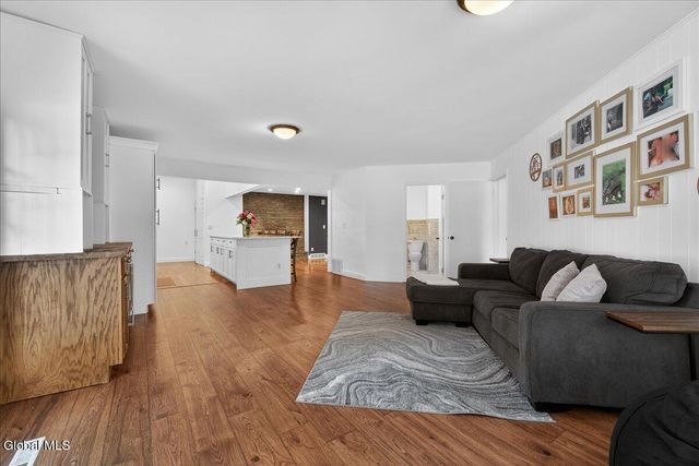 108 Governor Drive, Glenville, NY 12302