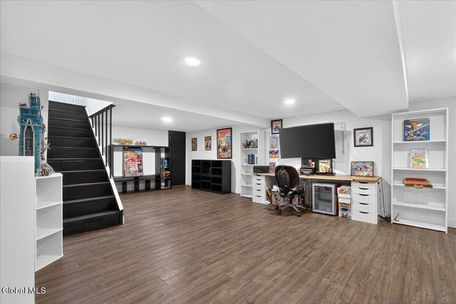 108 Governor Drive, Glenville, NY 12302