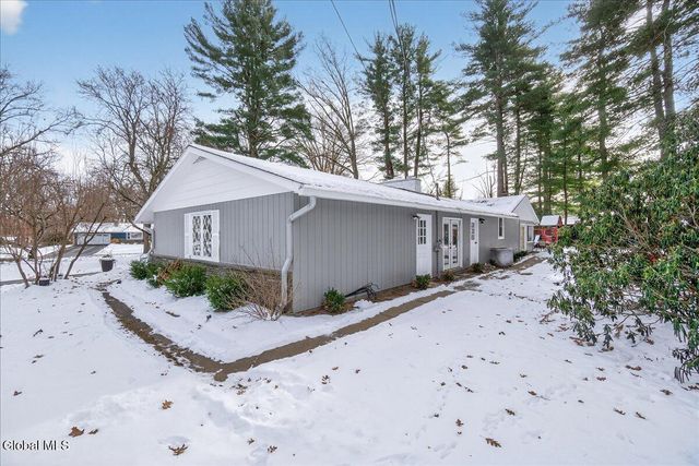 108 Governor Drive, Glenville, NY 12302