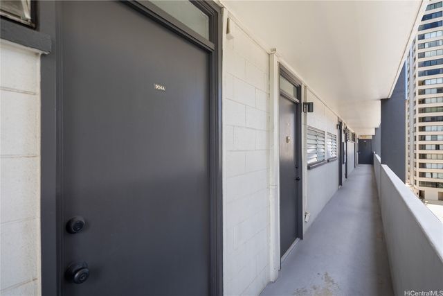 2421 Ala Wai Boulevard 904, Honolulu, HI 96815