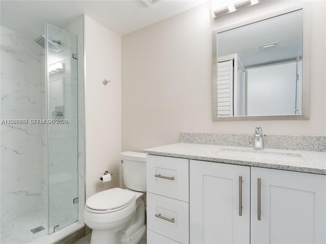 436 Lakeview Dr 203, Weston, FL 33326