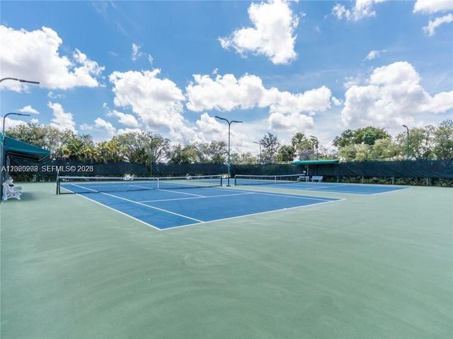 436 Lakeview Dr 203, Weston, FL 33326
