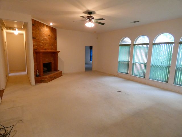 506 Baltusrol Circle, Garland, TX 75044