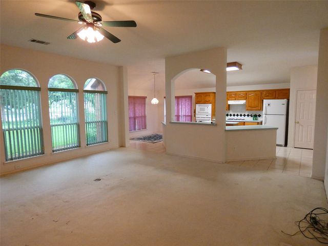 506 Baltusrol Circle, Garland, TX 75044