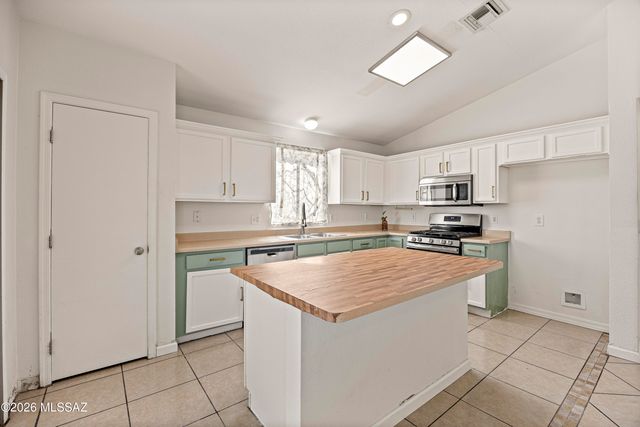 2783 E Vuelta Rio Viejo, Tucson, AZ 85706