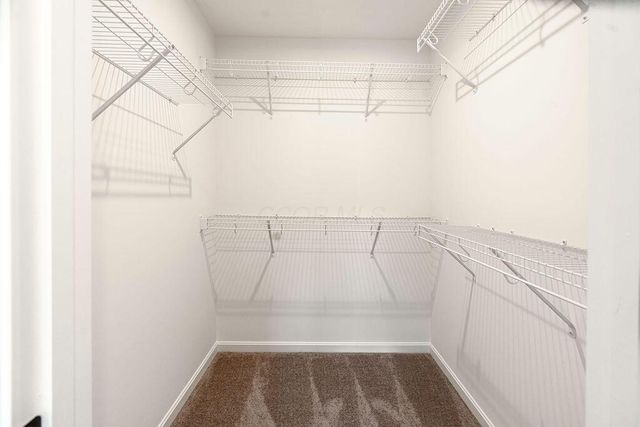 1033 Queen Bee Place, Grove City, OH 43123