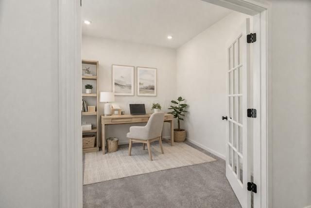 1033 Queen Bee Place, Grove City, OH 43123