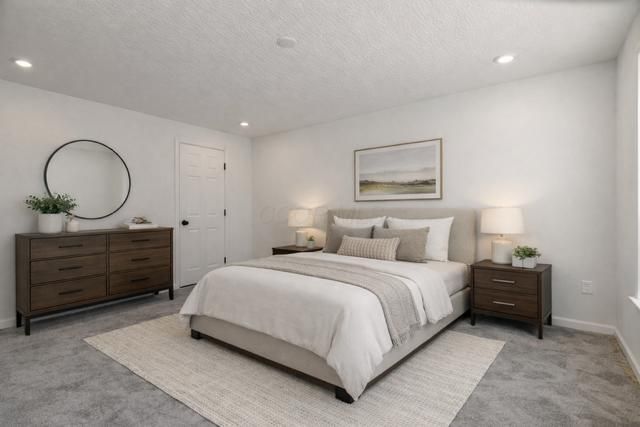 1033 Queen Bee Place, Grove City, OH 43123