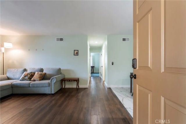 1114 W Blaine 204, Riverside, CA 92507