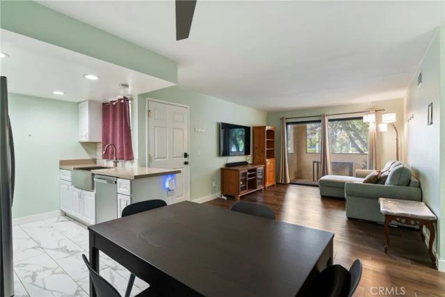 1114 W Blaine 204, Riverside, CA 92507