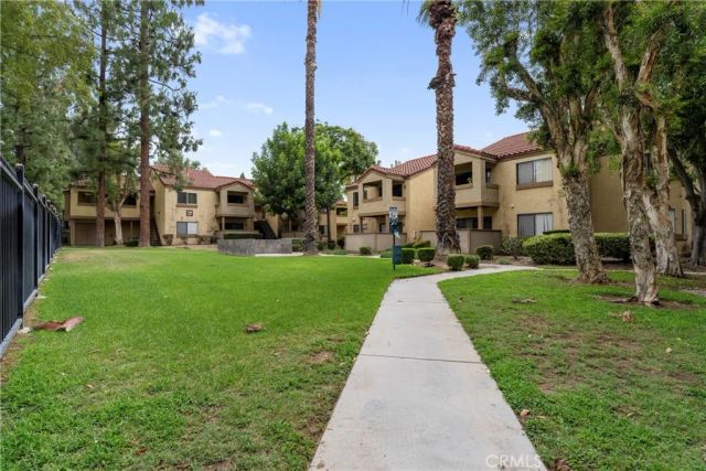 1114 W Blaine 204, Riverside, CA 92507